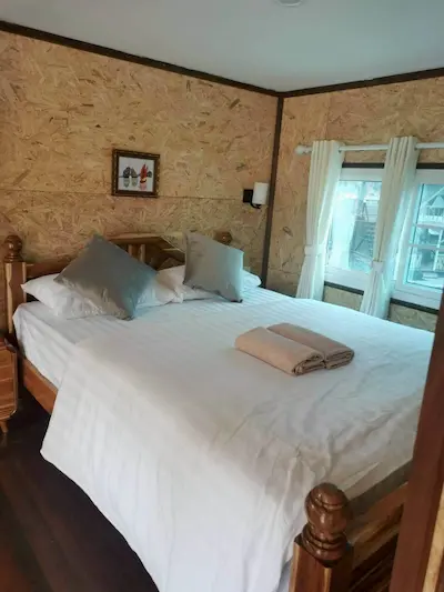 บ้านริมว้า 10