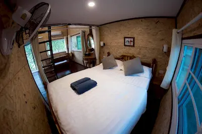 บ้านริมว้า 11