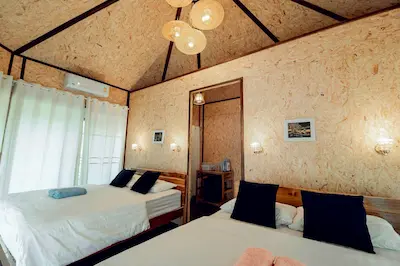 บ้านริมธาร และบ้านริมน้ำ 12